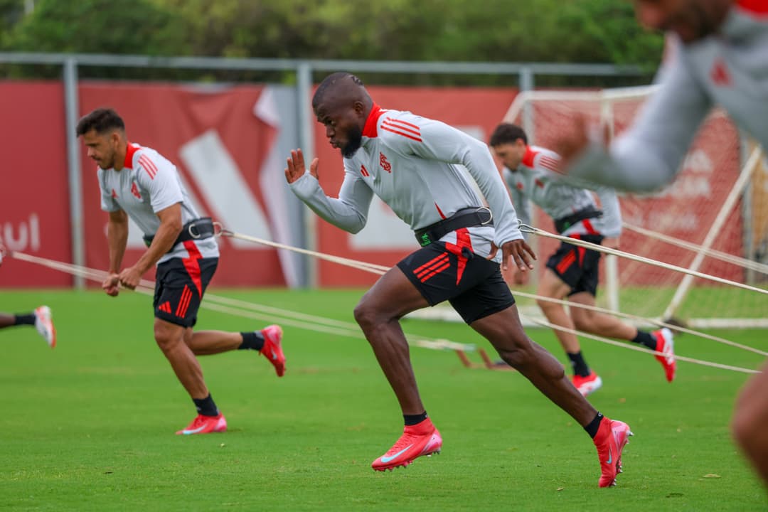 Trabalho forte para o duelo em Salvador 