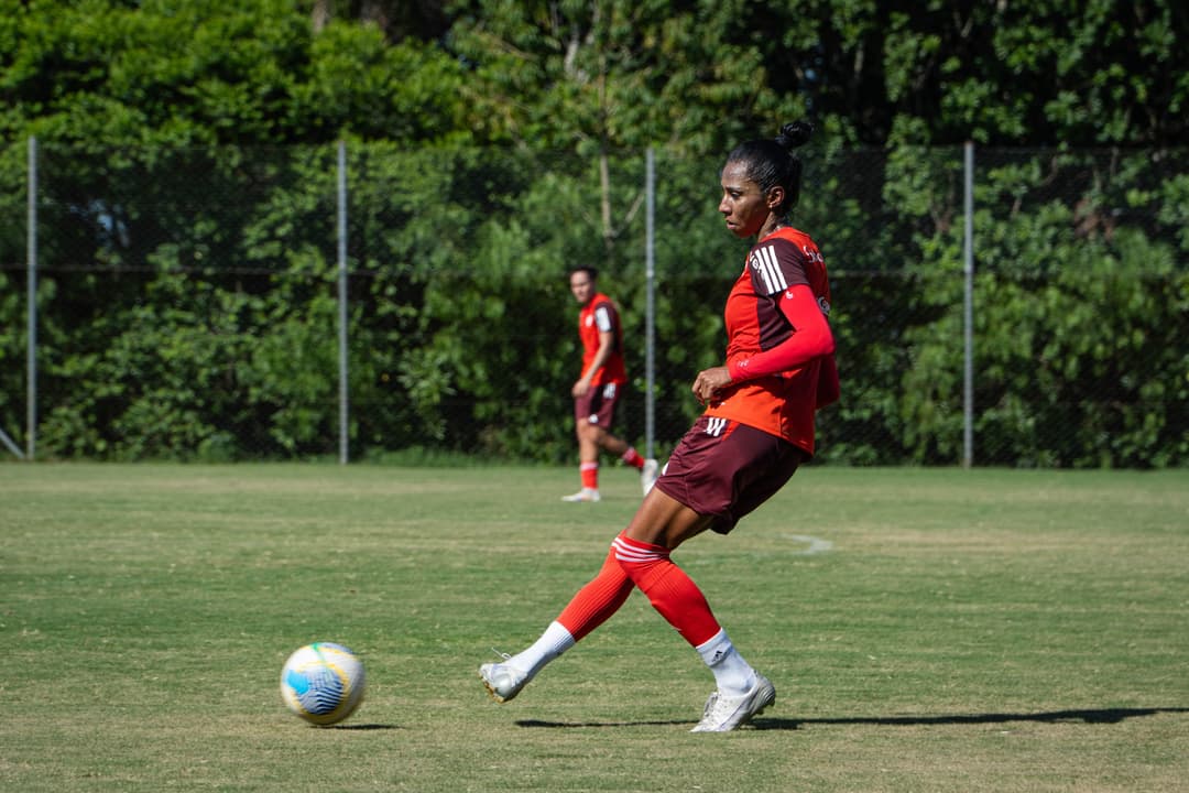 Gurias Coloradas realizam mais um jogo-treino na pré-temporada antes da estreia ...